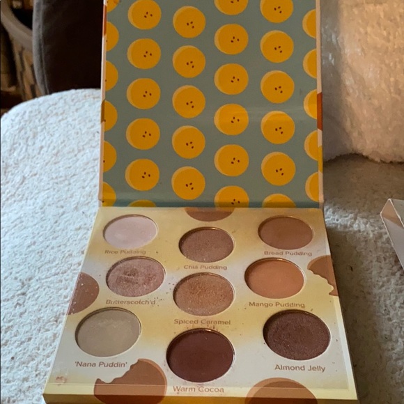 Proof is in the pudding’ eyeshadow palette - Picture 3 of 4